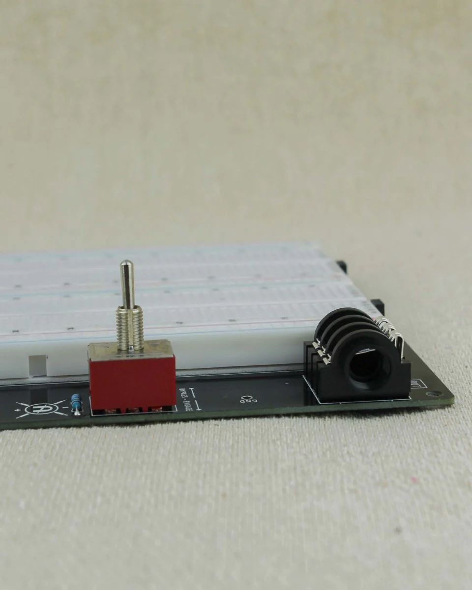 CopperSound Pedals DIY Breadboard Medium - Image 3