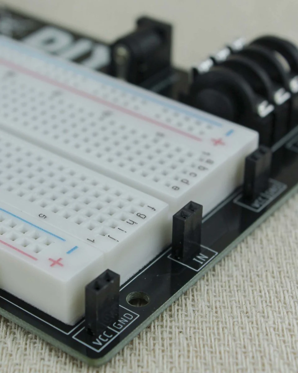 CopperSound Pedals DIY Breadboard Small - Image 4