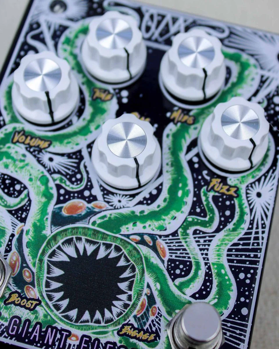 Frost Giant Electronics Soma V3 Fuzz FX Pedal - Image 4