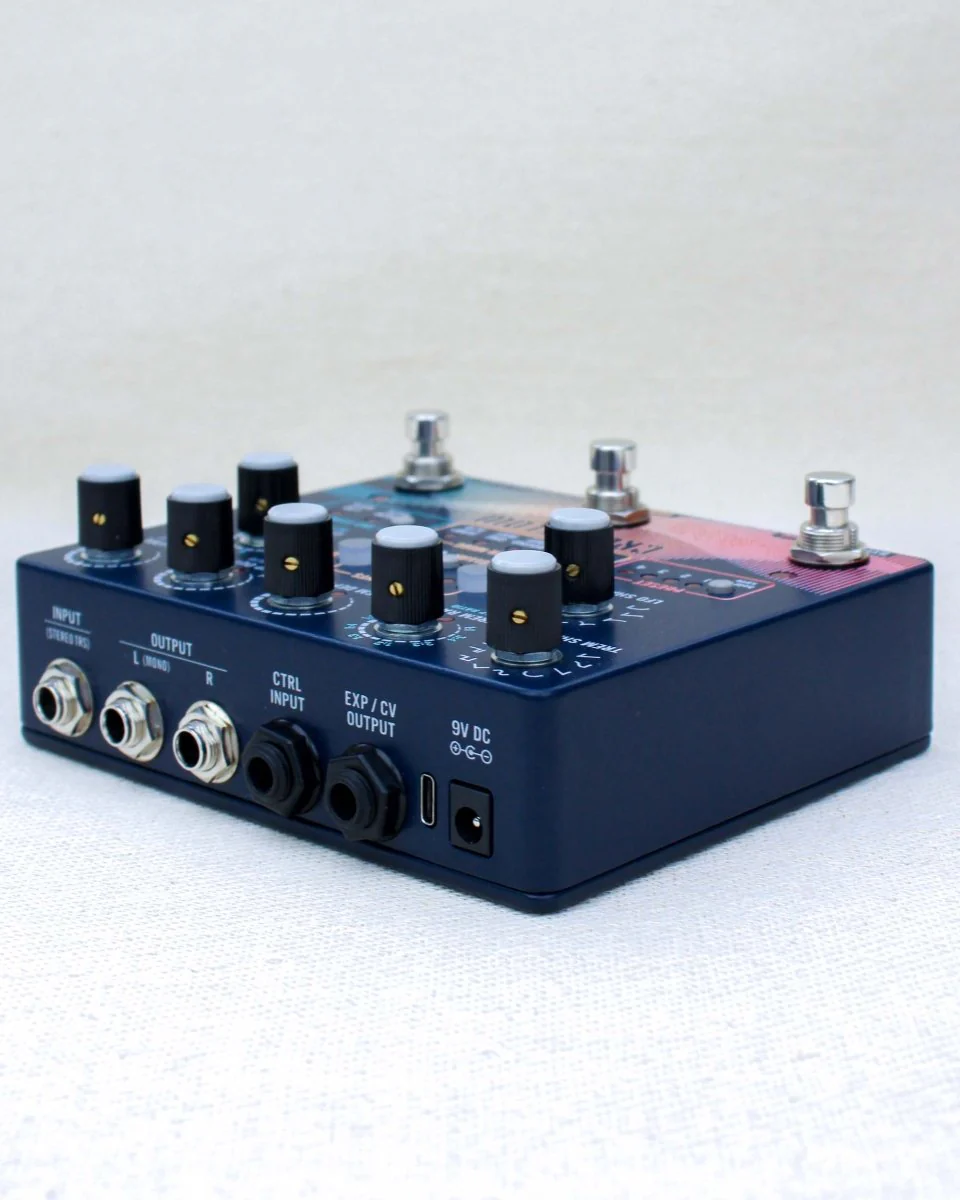 Intrepid Audio Crossflow Modulating Stereo Tremolo & Expression Controller FX Pedal - Image 10