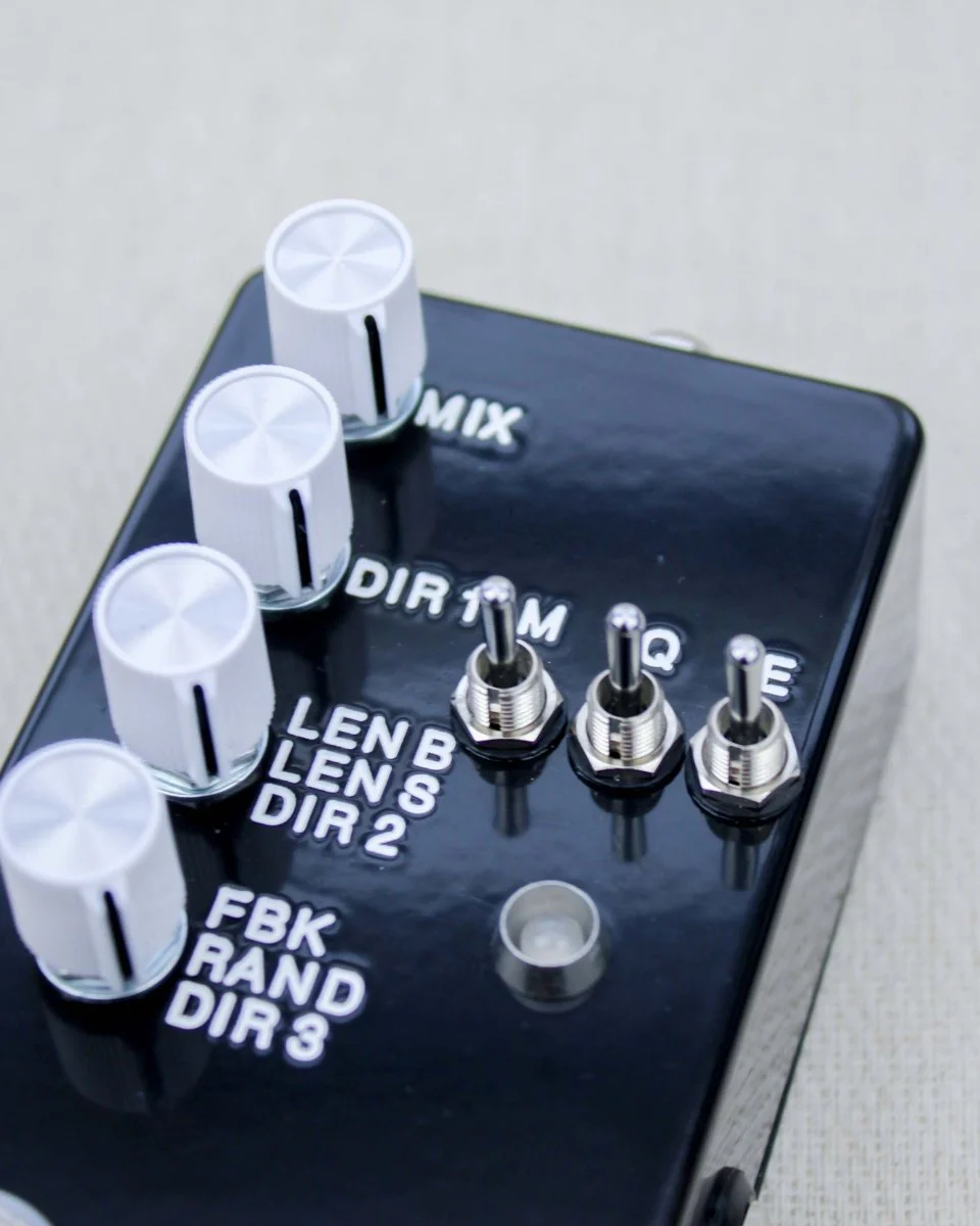 Montreal Assembly Count to 5 Delay Sampler Black/White FX Pedal [Custom Batch #005] - Image 4