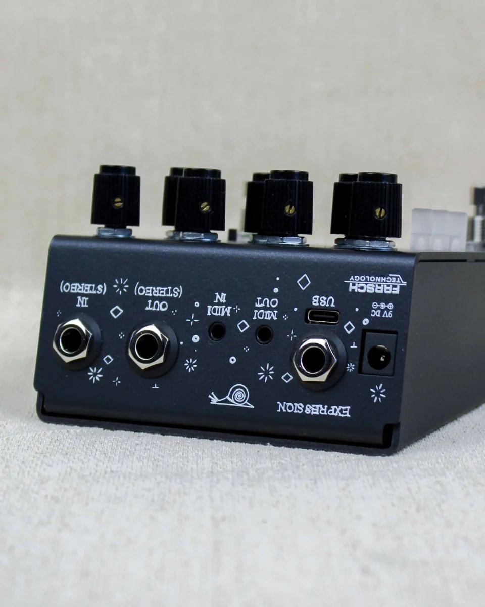 Old Blood Noise Endeavors Dark Star Stereo Soundscape Reverb FX Pedal [Black] - Image 6