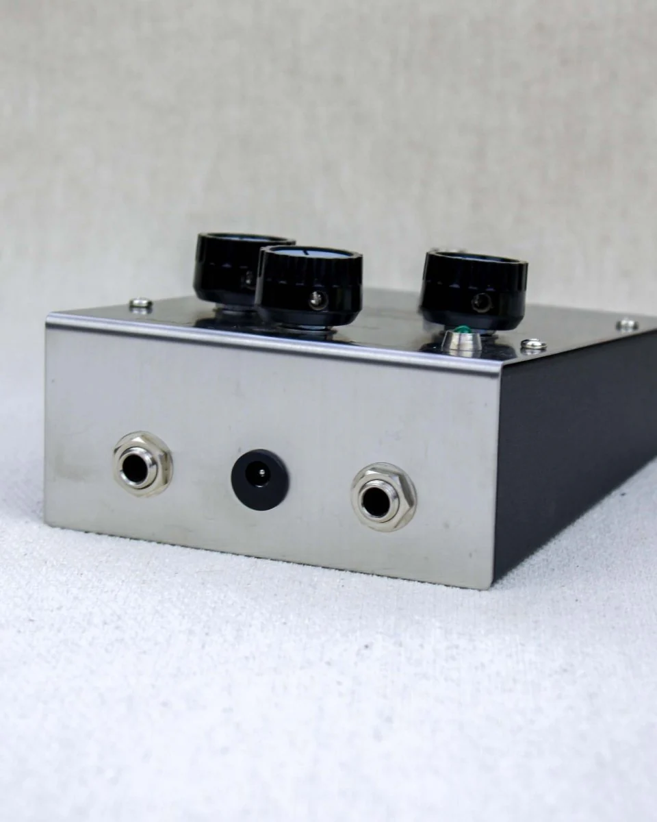 Roshi Pedals Elf Sustainer Fuzz FX Pedal [Used] - Image 6