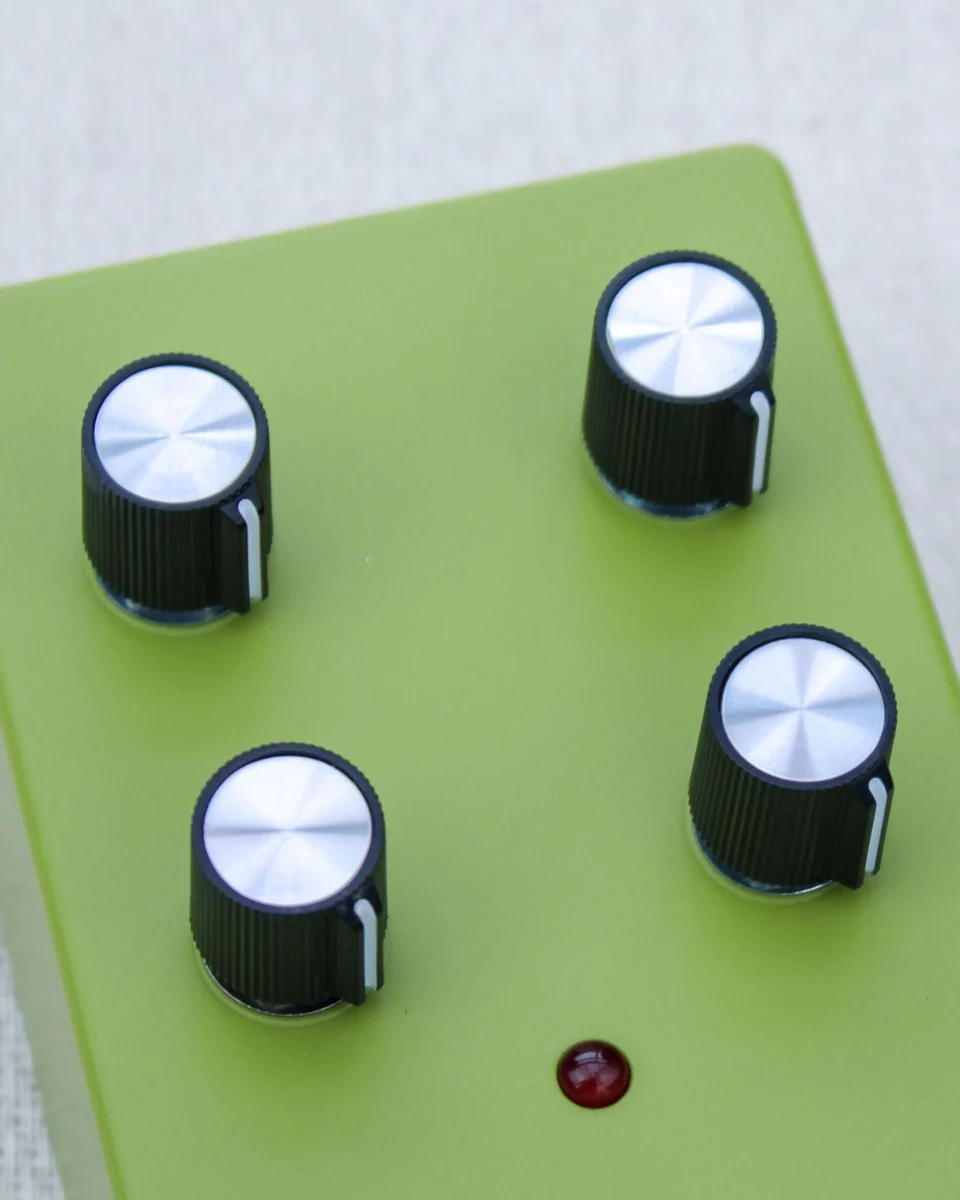Yesterday Effects Defiant Jazz FX Pedal - Image 4